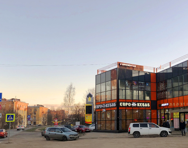 Продажа здания торгового центра 1638 кв.м. рядом с ЖК «София» / Южном шоссе, д.45